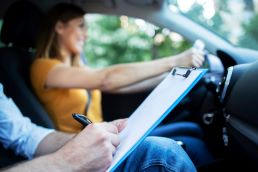 נהיגה בשכרות בקרב נהגים צעירים – המידע המלא לנהג הצעיר